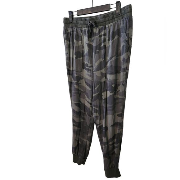 Splendid Camo Jogger Lounge Pants Medium - Picture 4 of 8